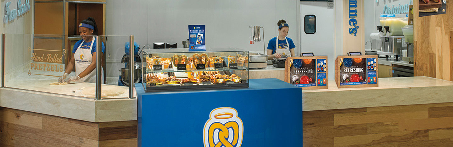 Auntie Anne's Employees